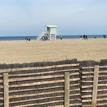 Piscine, Parking Gratuit Et Balcon Vue Sur Le Golf Appartamento Deauville