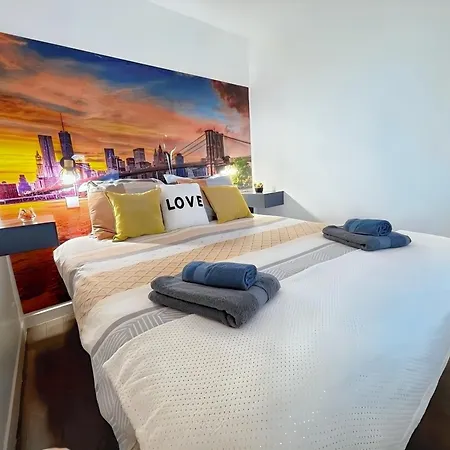 Piscine, Parking Gratuit Et Balcon Vue Sur Le Golf Appartamento Deauville