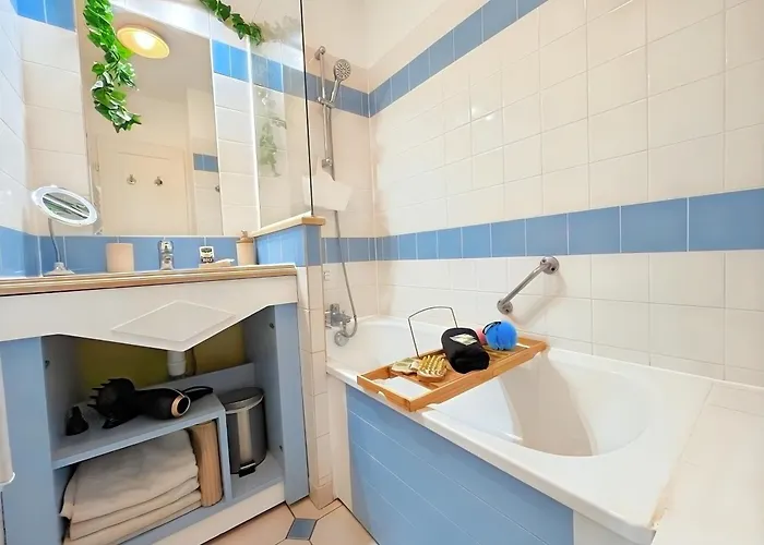 Apartment Piscine, Parking Gratuit Et Balcon Vue Sur Le Golf Deauville