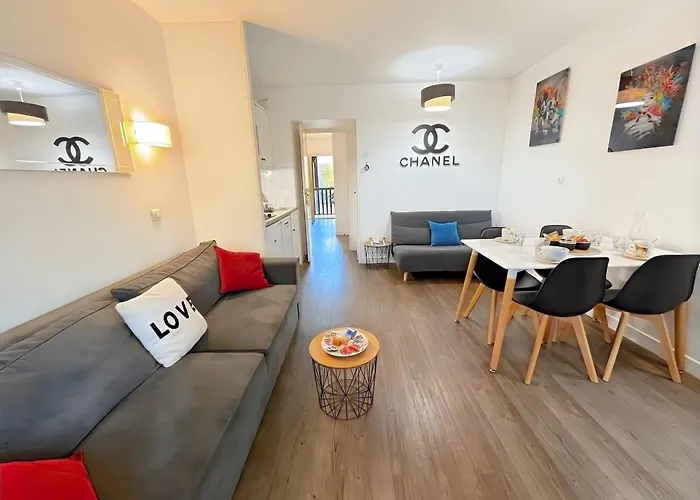 Apartment Piscine, Parking Gratuit Et Balcon Vue Sur Le Golf *