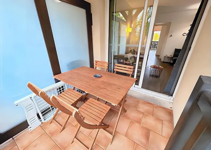 Apartment Piscine, Parking Gratuit Et Balcon Vue Sur Le Golf